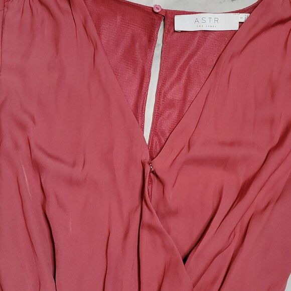 ASTR The Label Pink Romper - Picture 3 of 7